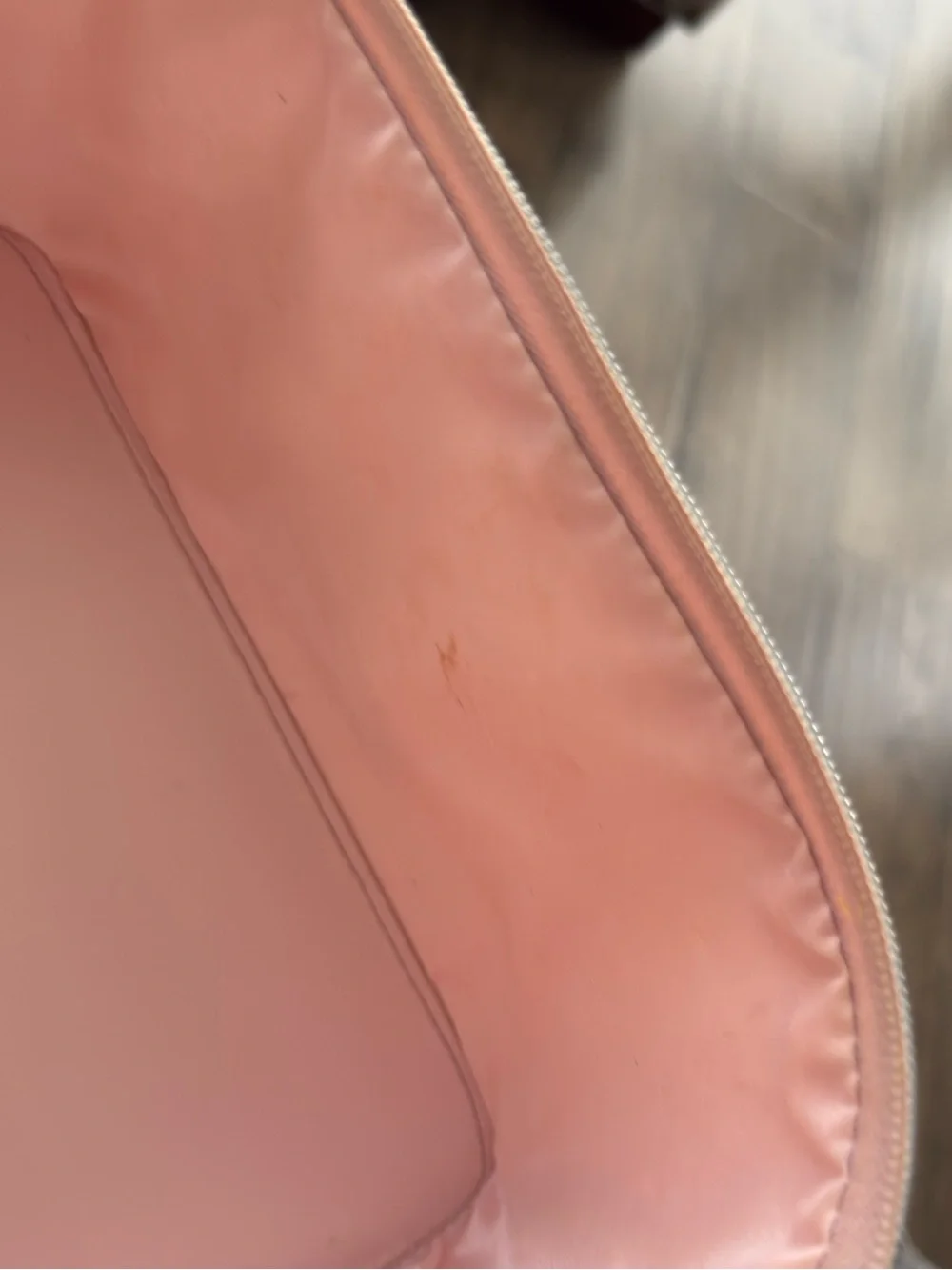 Metallic  Lancôme Pink Travel Cosmetic Case